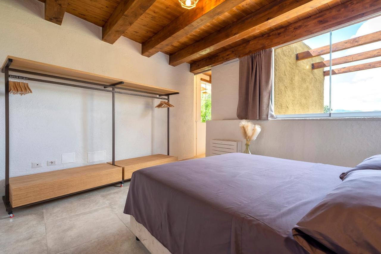 Villa Tre Nibbari San Pantaleo Buitenkant foto