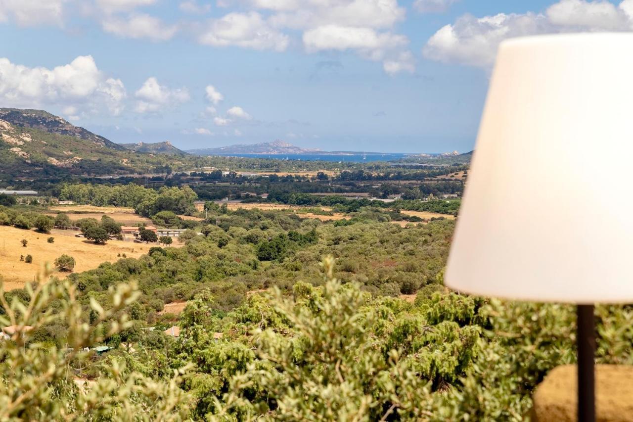 Villa Tre Nibbari San Pantaleo Buitenkant foto