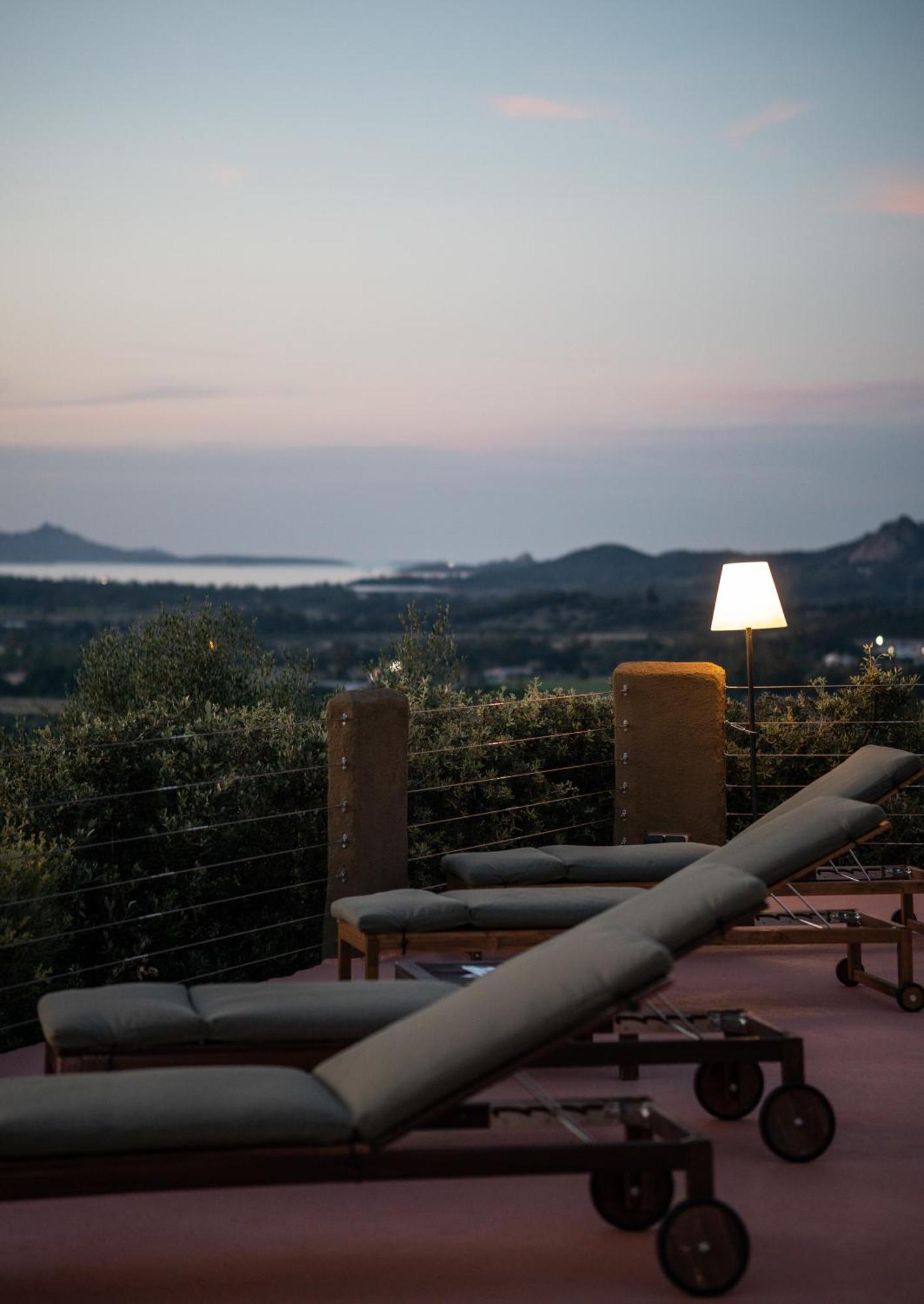 Villa Tre Nibbari San Pantaleo Buitenkant foto